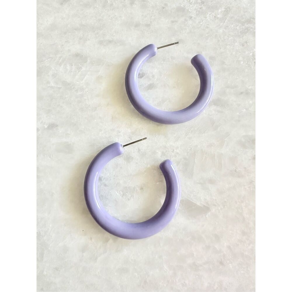 Light purple dangle hoop earrings